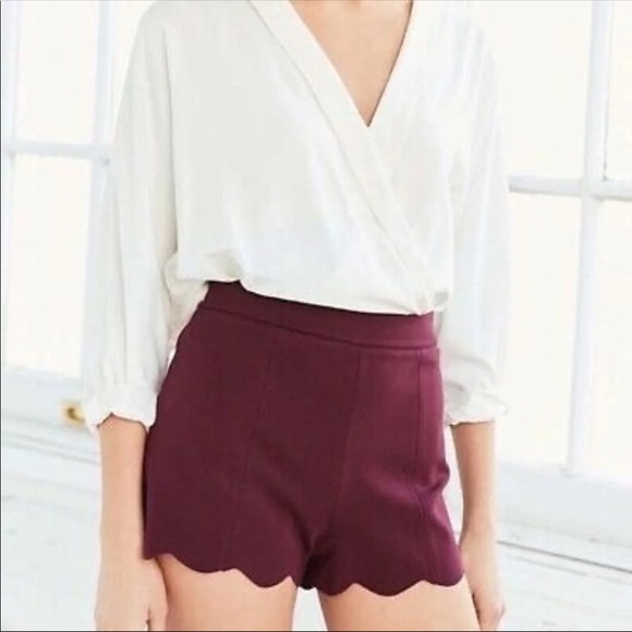 Urban Outfitters Cooperative Scalloped Shorts - Picture 3 of 6